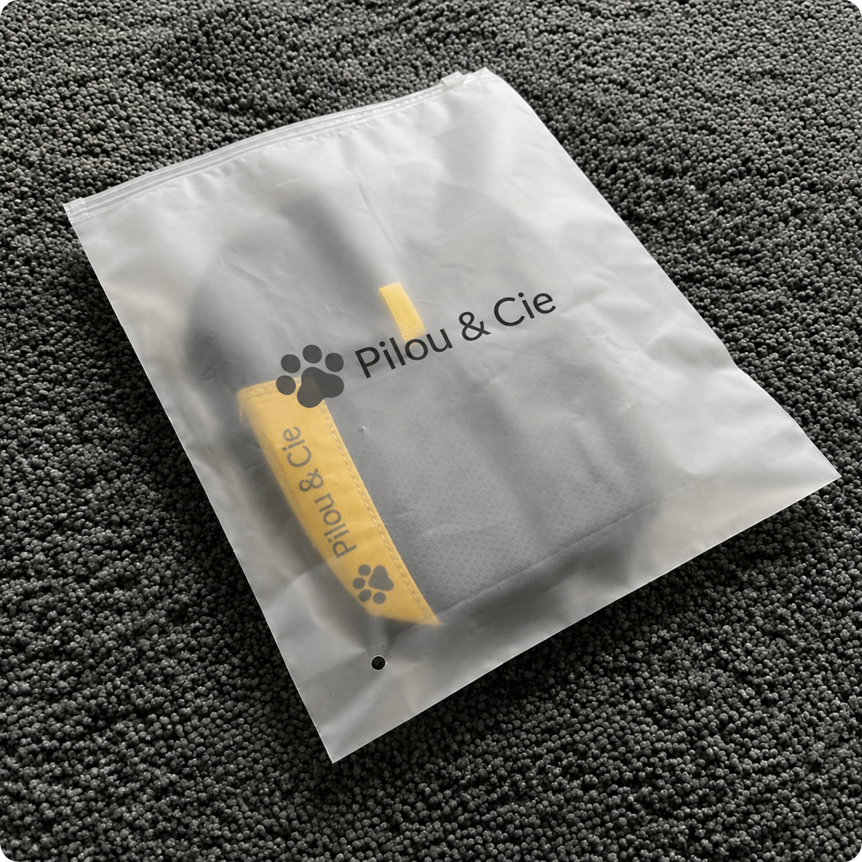 Pilou™ | Le Gant Anti-Poils Double Face
